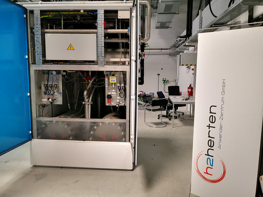 Einblick 1 h2herten Anwender-Zentrum GmbH Einblick 1 h2herten Anwender-Zentrum GmbH